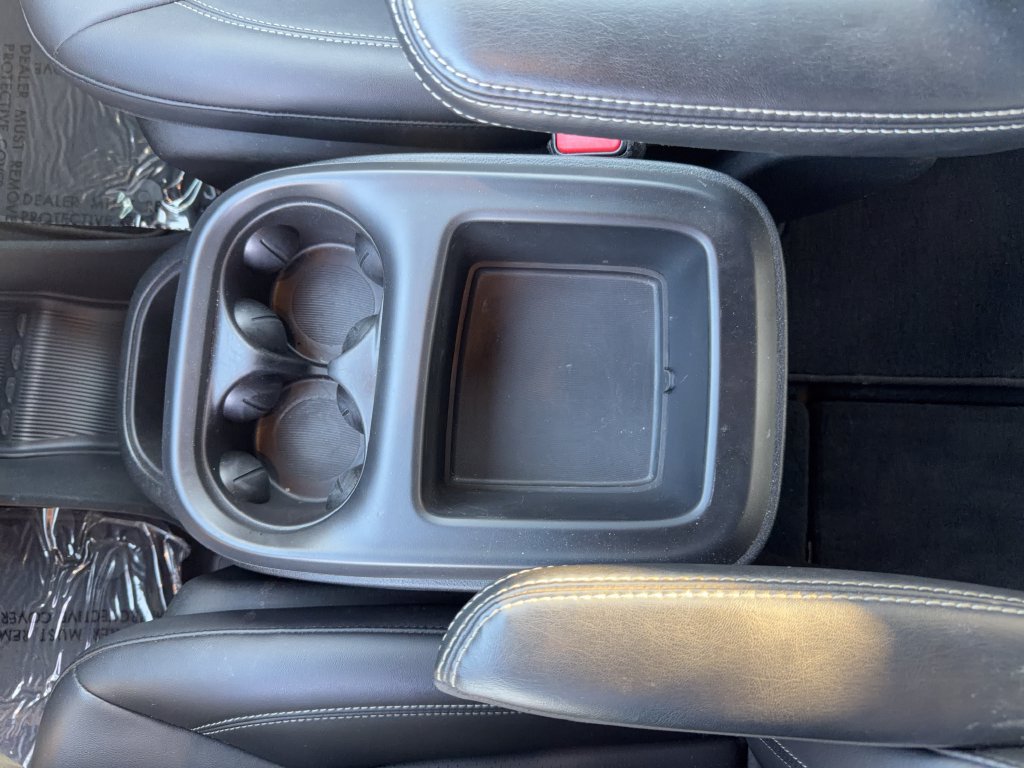 Used 2026 Chrysler Pacifica Select FWD image 30