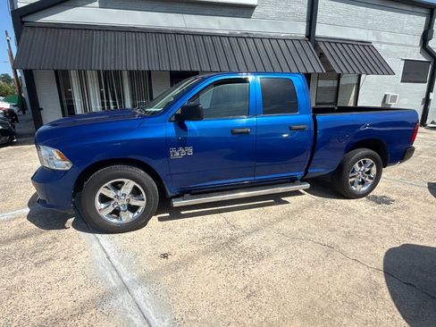 Used 2019 RAM 1500 Express RWD image 8