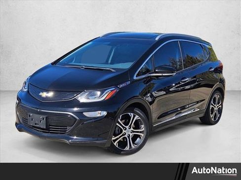 Used 2020 Chevrolet Bolt Premier w/ Infotainment Package image 1