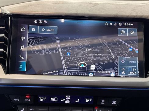 Used 2025 Audi Q4 e-tron Premium Plus w/ Premium Plus image 13