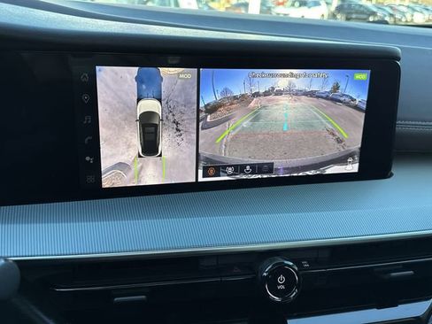 Used 2025 Nissan Murano Platinum image 34