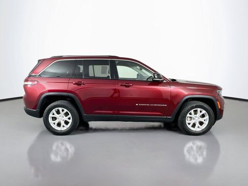 Used 2023 Jeep Grand Cherokee Limited AWD/4WD image 7