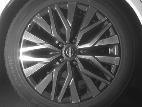 Used 2025 Nissan Altima 2.5 SV FWD image 18