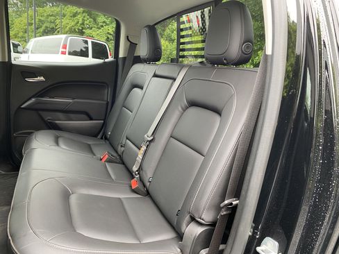 Used 2022 Chevrolet Colorado LT w/ Luxury Package RWD image 35