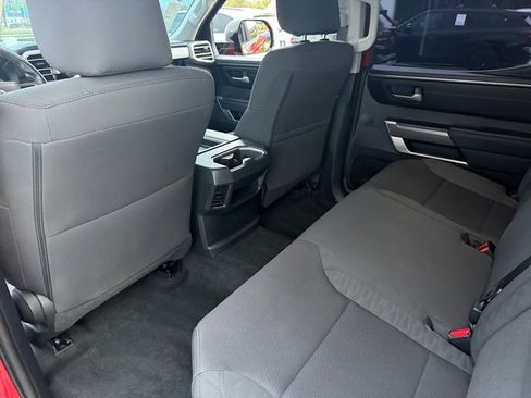 Used 2022 Toyota Tundra SR5 w/ SR5 Convenience Package image 40