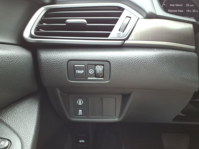 Used 2019 Honda Accord LX image 13