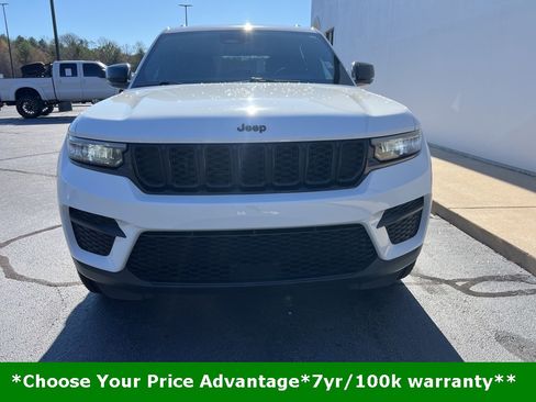 Certified 2024 Jeep Grand Cherokee Altitude image 7