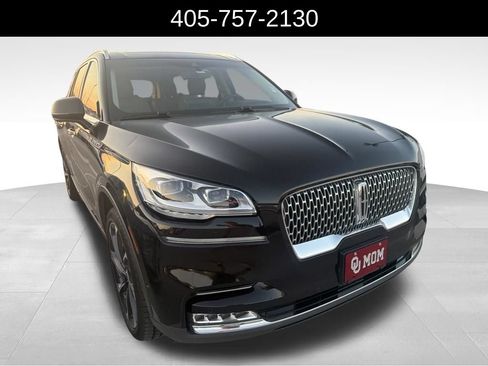 Used 2020 Lincoln Aviator Reserve w/ Equipment Group 202A AWD/4WD image 2