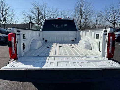 New 2025 Ford F250 King Ranch w/ Chrome Package image 17