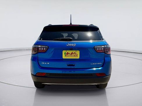 Used 2023 Jeep Compass Limited AWD/4WD image 4