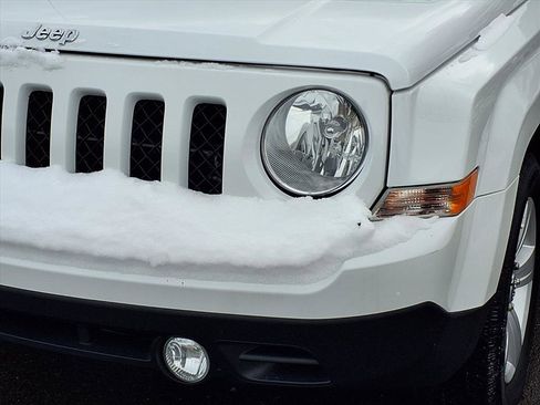 Used 2014 Jeep Patriot Latitude image 24
