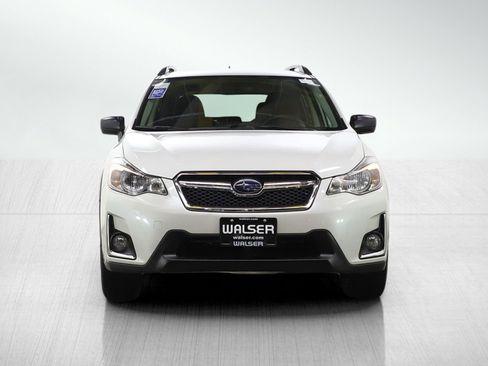 Used 2017 Subaru Crosstrek 2.0i image 8