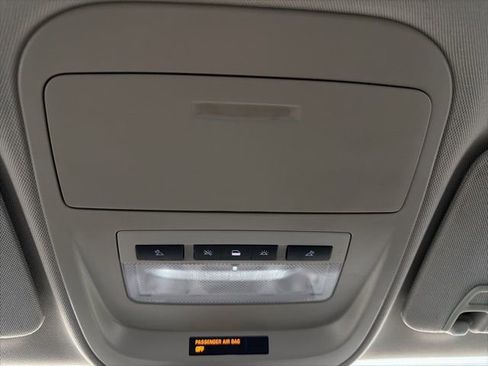 Used 2016 Chevrolet Colorado LT image 24