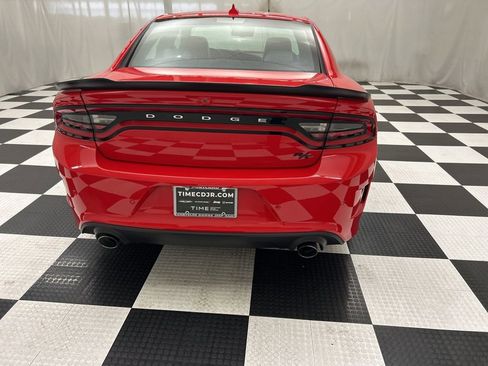 Used 2019 Dodge Charger R/T w/ Plus Group image 5