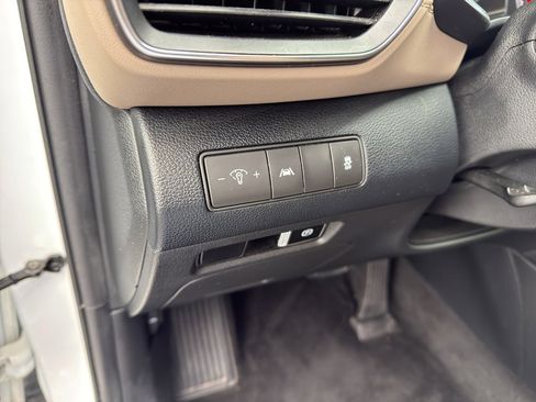 Used 2021 Hyundai Santa Fe SEL image 15