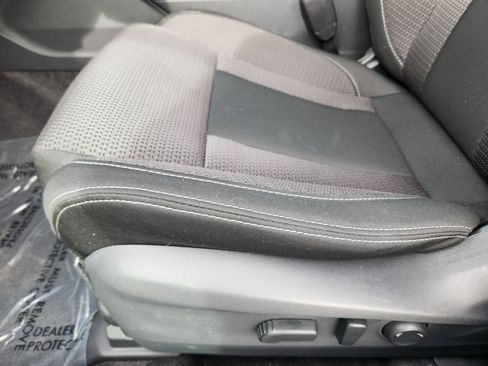 Used 2021 Subaru Outback Premium image 21