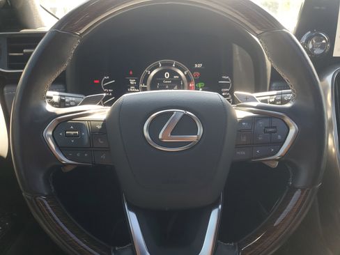 Used 2023 Lexus LX 600 4WD w/ Ultra Luxury Package image 24