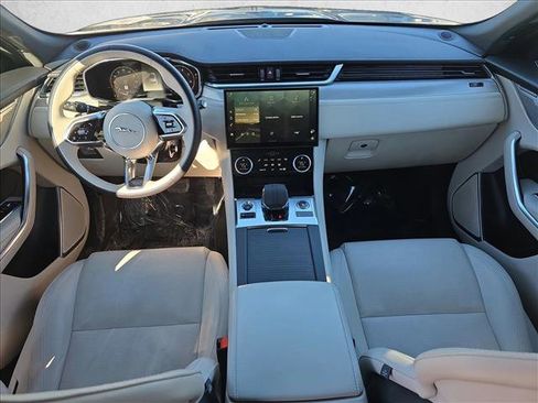 Certified 2025 Jaguar F-PACE R-Dynamic S image 9