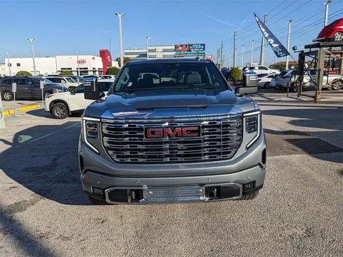 Used 2024 GMC Sierra 1500 Denali w/ Denali Reserve Package image 9