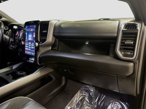Used 2021 RAM 2500 Laramie image 33