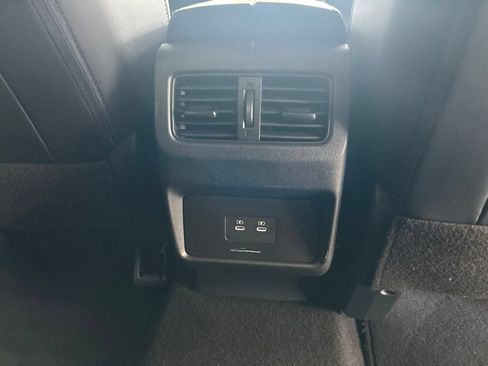 Used 2026 Nissan Rogue SL FWD image 30