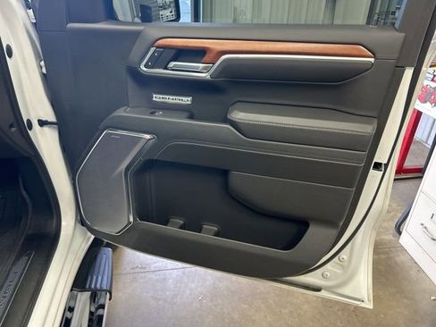 Used 2023 GMC Sierra 1500 Denali w/ Technology Package image 29