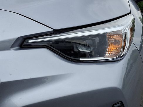 Certified 2026 Subaru Impreza 2.0i Sport AWD/4WD image 10