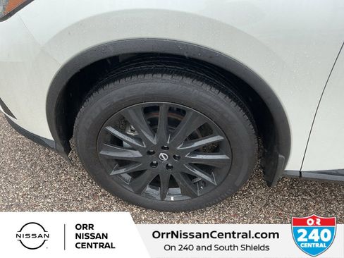 Used 2024 Nissan Murano SV w/ SV Midnight Edition Package image 9