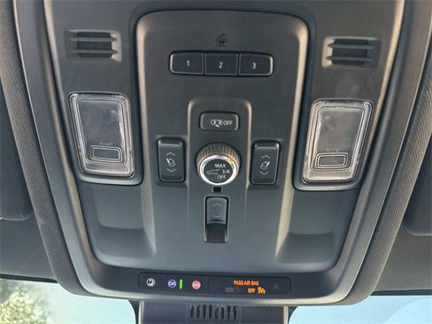 Used 2023 Chevrolet Tahoe Premier image 23