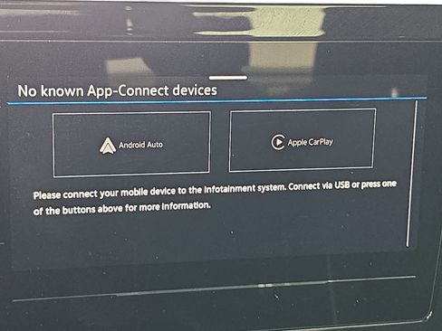 Certified 2025 Volkswagen Jetta Sport image 21