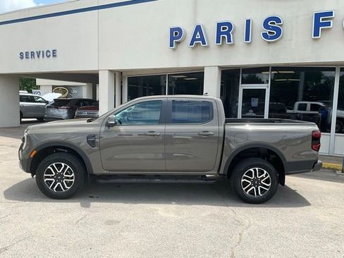 Used 2025 Ford Ranger Lariat w/ Trailer Tow Package RWD image 2