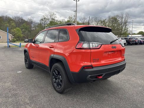 Used 2021 Jeep Cherokee Trailhawk w/ Sun, Sound & Nav Group AWD/4WD image 5
