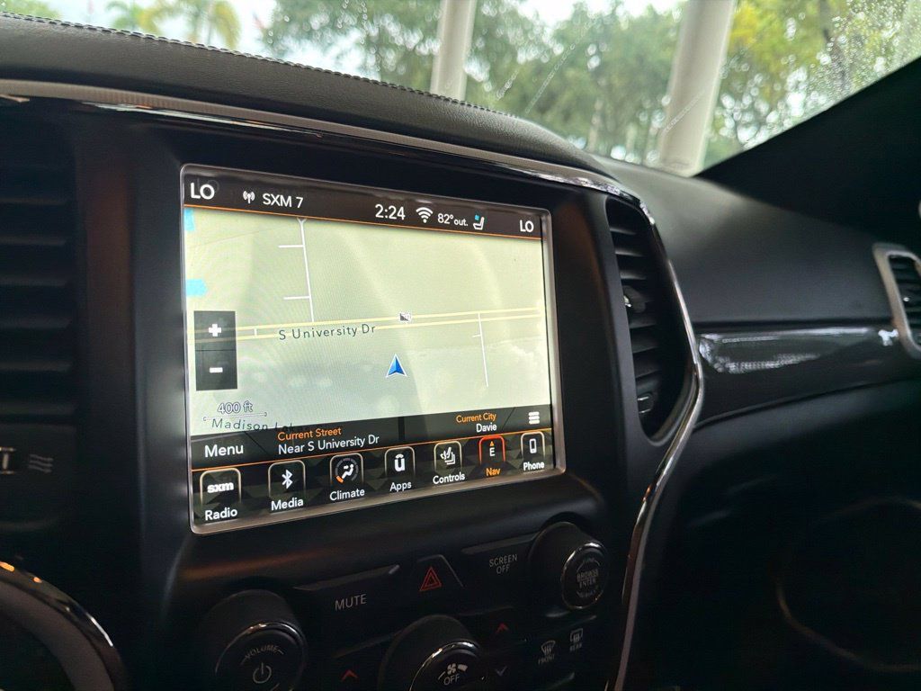 Used 2018 Jeep Grand Cherokee Trackhawk w/ Trailer Tow Group IV AWD/4WD image 12