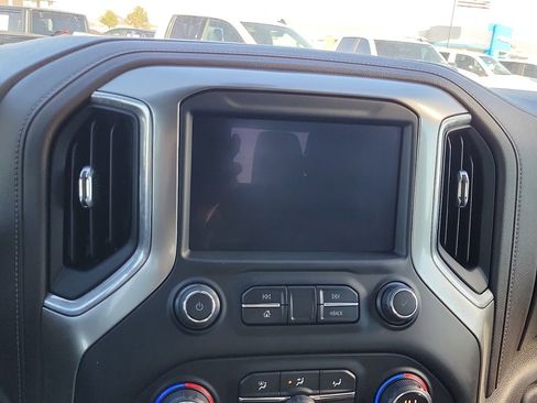 Used 2019 Chevrolet Silverado 1500 LT w/ Texas Edition image 15