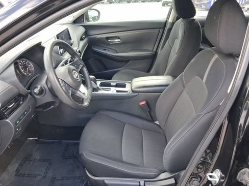 Used 2024 Nissan Sentra SV FWD image 12