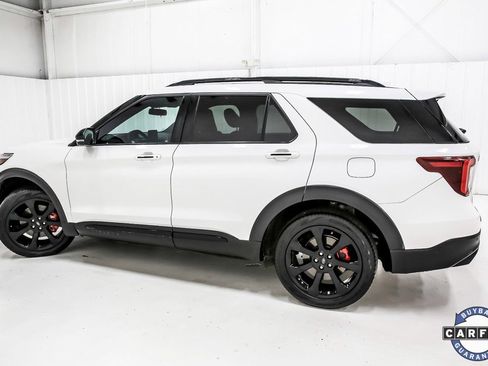 Used 2020 Ford Explorer ST w/ ST Street Pack image 3