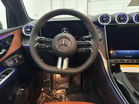 New 2026 Mercedes-Benz GLC 300 image 21