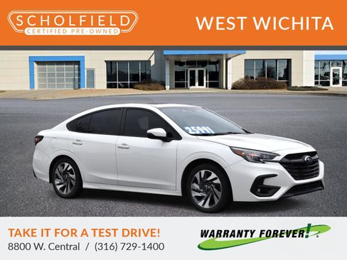 Used 2024 Subaru Legacy Limited image 1