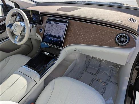 Certified 2026 Mercedes-Benz EQE 320 4MATIC SUV image 19