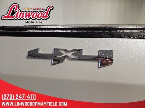 Used 2022 GMC Sierra 1500 SLT w/ SLT Premium Plus Package image 11