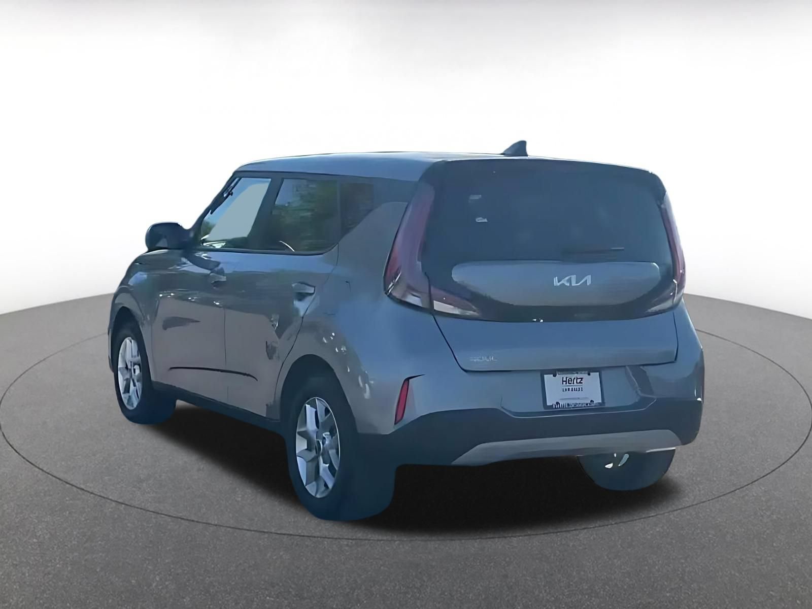 Used 2025 Kia Soul LX w/ LX Technology Package FWD image 10