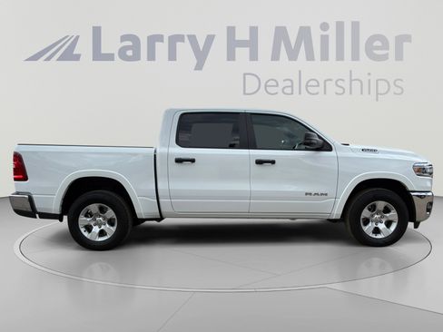 Used 2026 RAM 1500 Big Horn AWD/4WD image 6