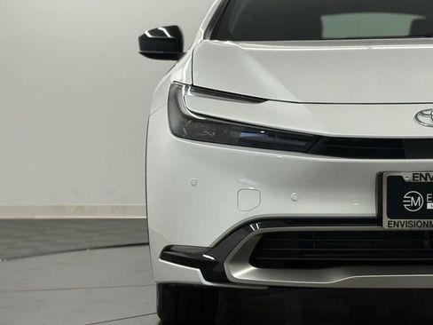 New 2026 Toyota Prius Plug-In Hybrid image 4