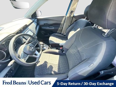 Used 2022 Nissan Kicks S w/ Interior Electronics Package FWD image 25