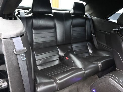 Used 2013 Ford Mustang Premium image 29