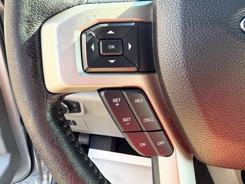 Used 2016 Ford F150 Lariat w/ Equipment Group 502A Luxury AWD/4WD image 26