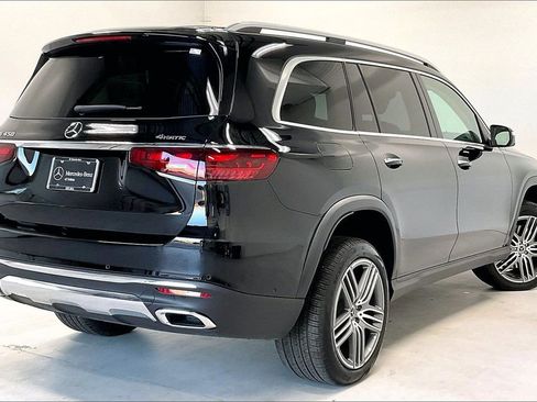 Used 2026 Mercedes-Benz GLS 450 4MATIC image 12