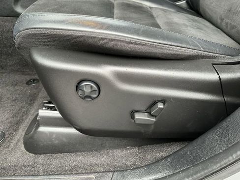 Used 2022 Jeep Grand Cherokee Laredo X image 16