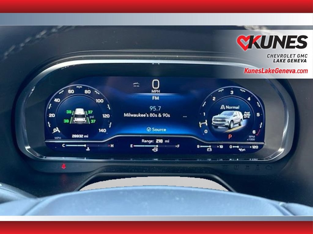 Used 2024 Chevrolet Tahoe Premier w/ Premium Package AWD/4WD image 4