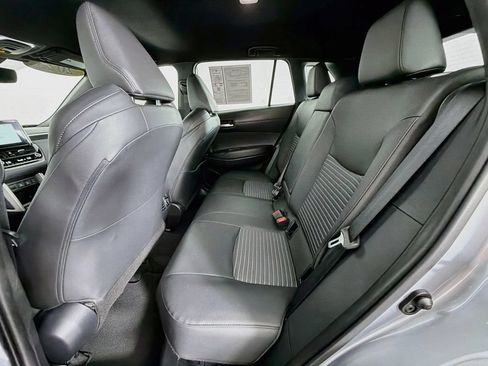 Used 2025 Toyota Corolla Cross AWD Hybrid image 37